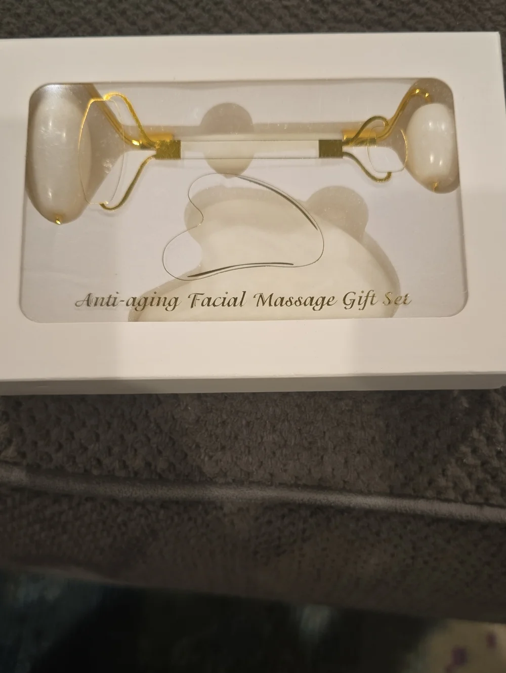 Anti-aging Facial Massage Gift Set - White Jade Roller & Gua Sha
